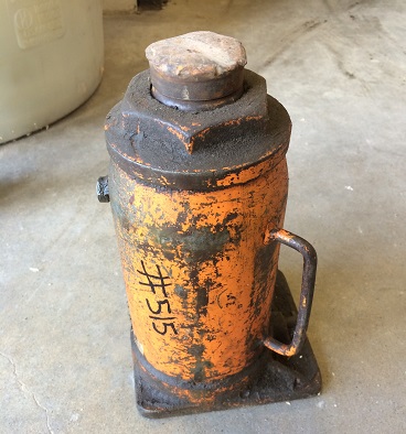 Where to find Jack, Bottle - Heavy Duty in Fort Madison
